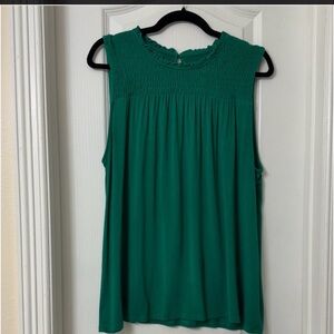 Croft & Barrow smocked green sleeveless tank top size L